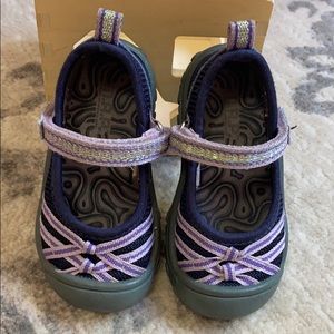 M.A.P.  Toddler Girl Shoes Size 6 - EUC Ma…